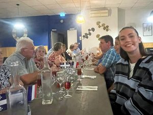 Dans la salle du restaurant Le Saint Jacques